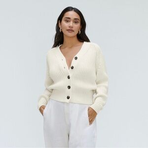 Everlane’s The Texture Cotton Cardigan Canvas Size Small